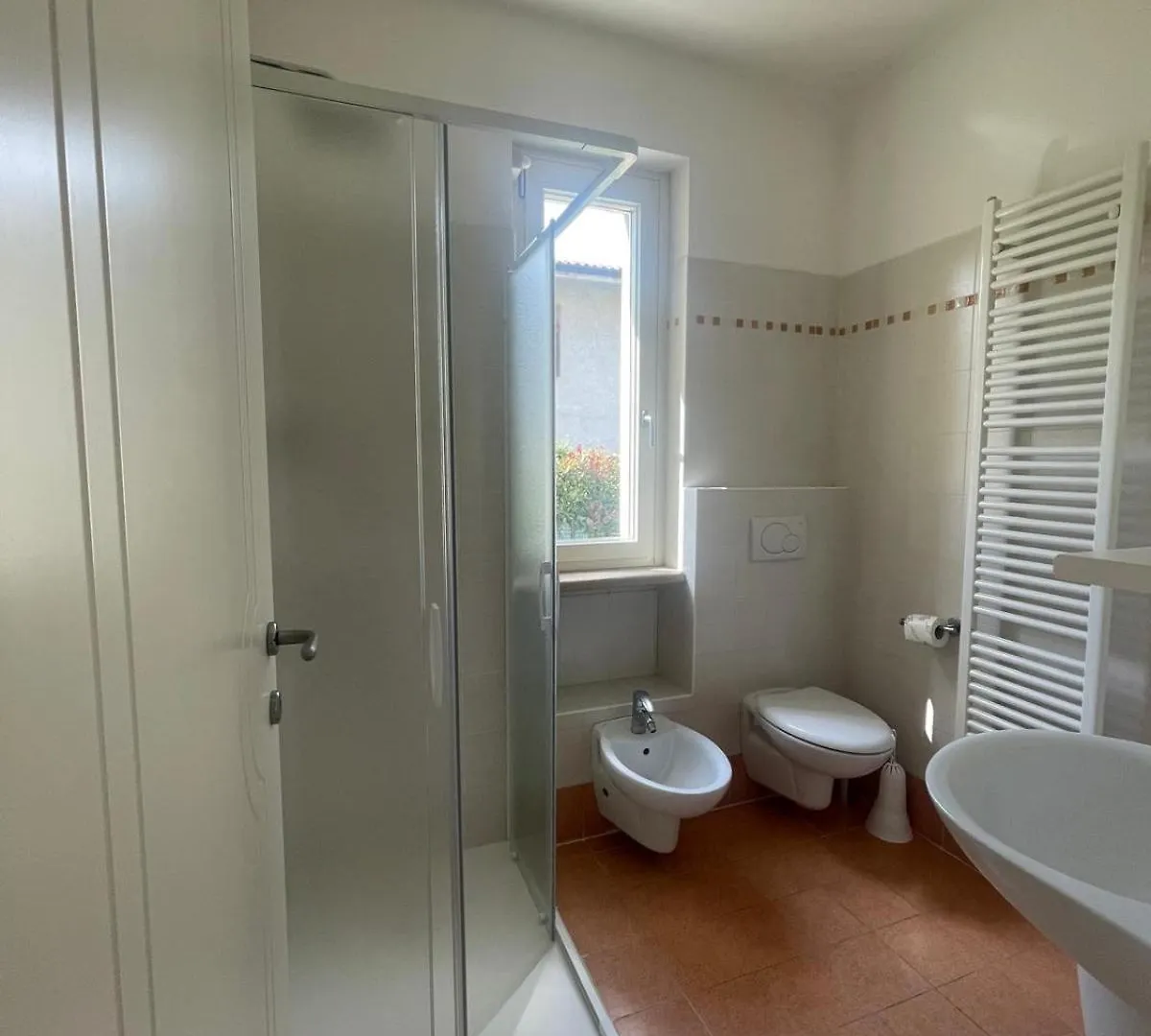 Costantin Pool And Garden Appartement Desenzano del Garda 0*,  Italië